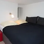 Feldhouse