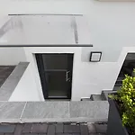 Feldhouse