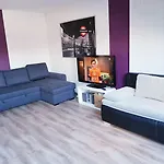 Feldhouse *