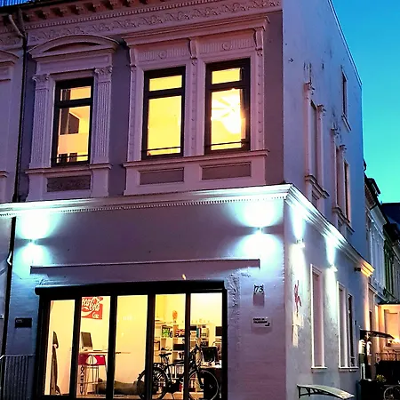 Feldhouse Apartmán *