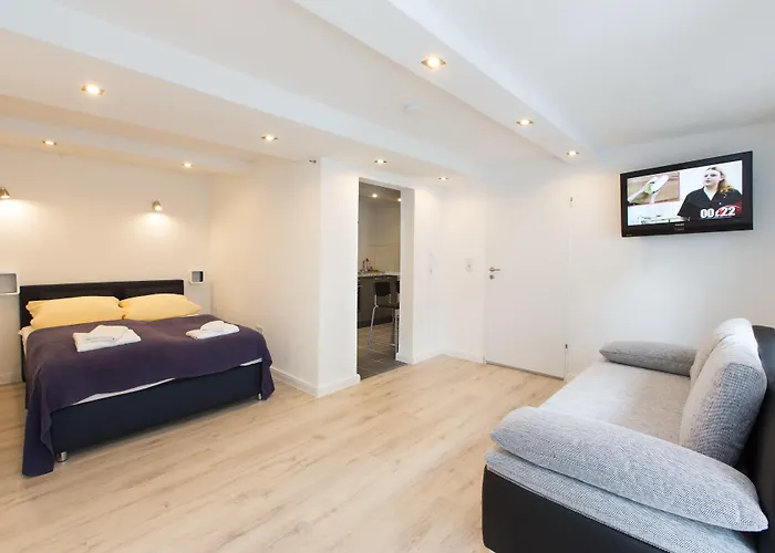 Feldhouse Апартаменти *